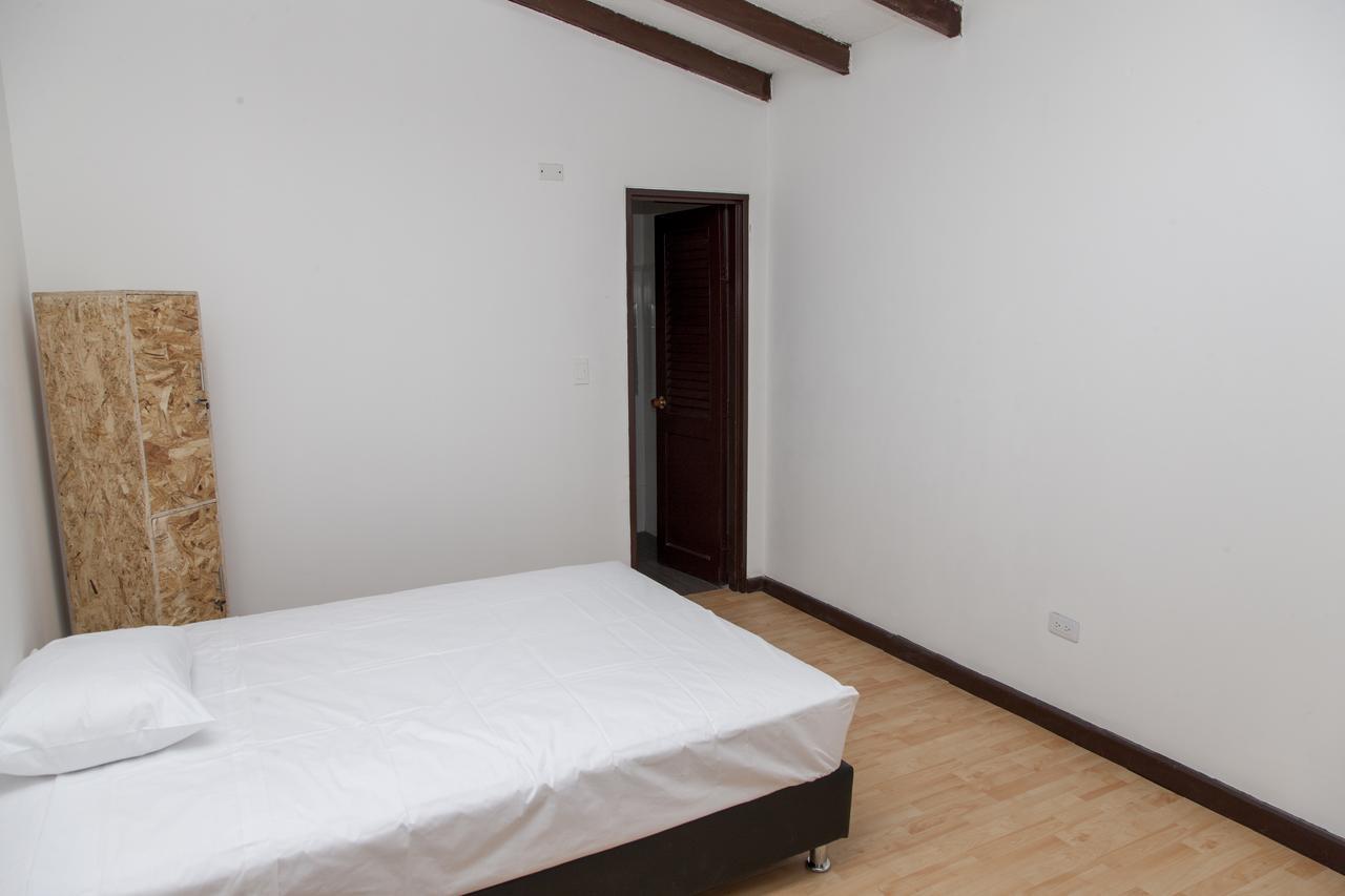 Les Balcons Hostel Попаян Екстериор снимка