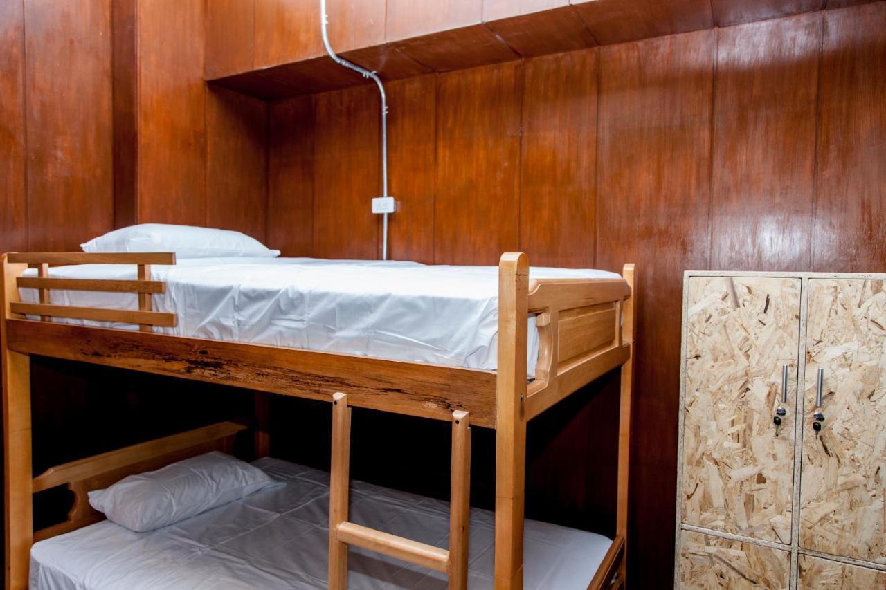 Les Balcons Hostel Попаян Екстериор снимка