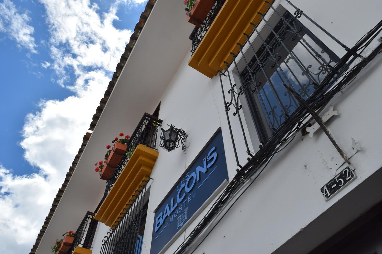 Les Balcons Hostel Попаян Екстериор снимка