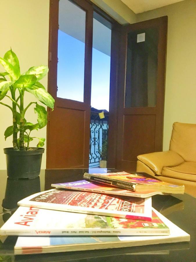 Les Balcons Hostel Попаян Екстериор снимка
